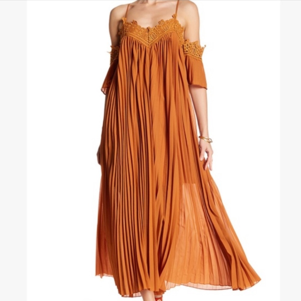 Few Moda Forest Goddess Pleated Maxi Dress